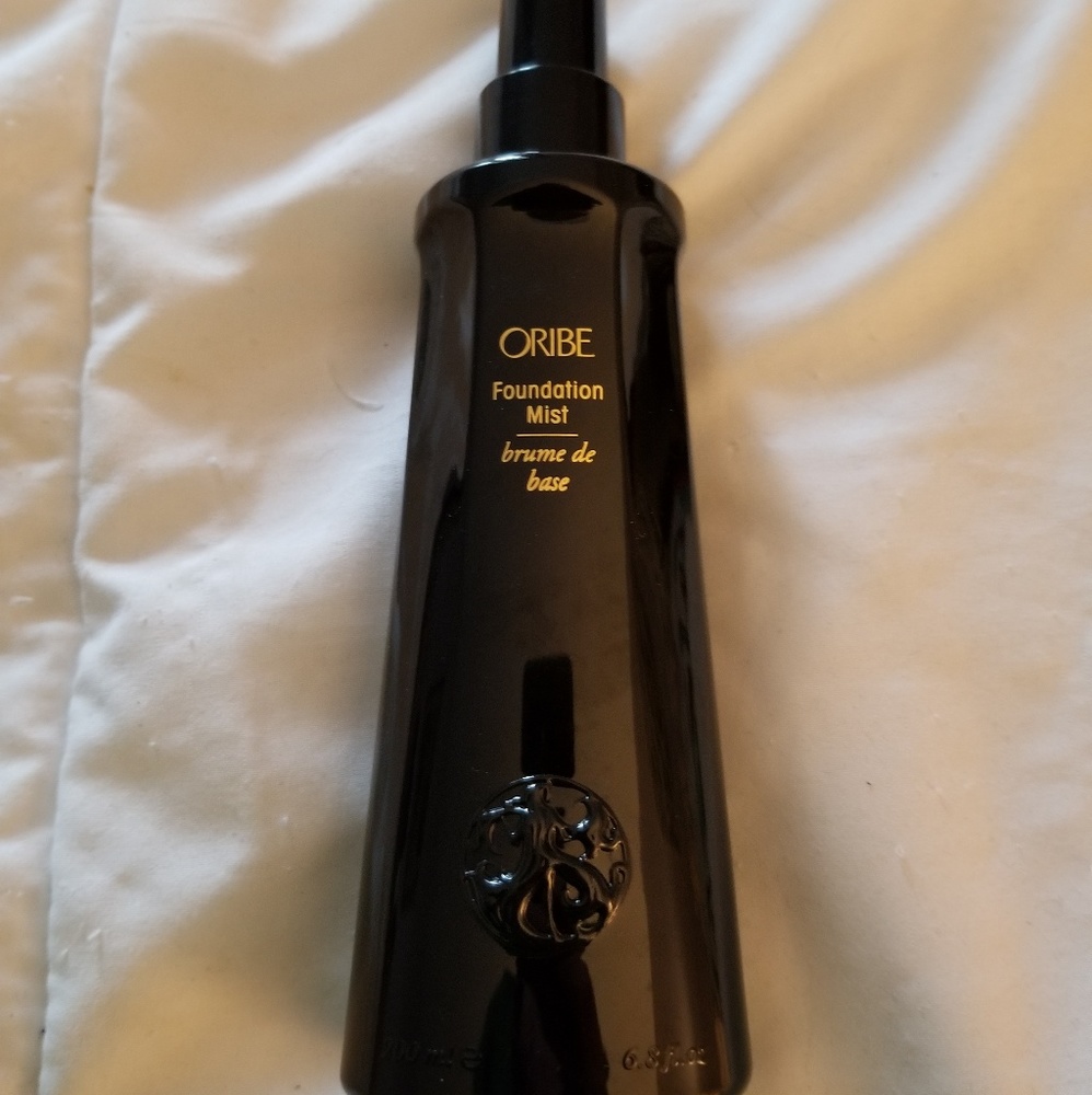 Oribe Foundation Mist